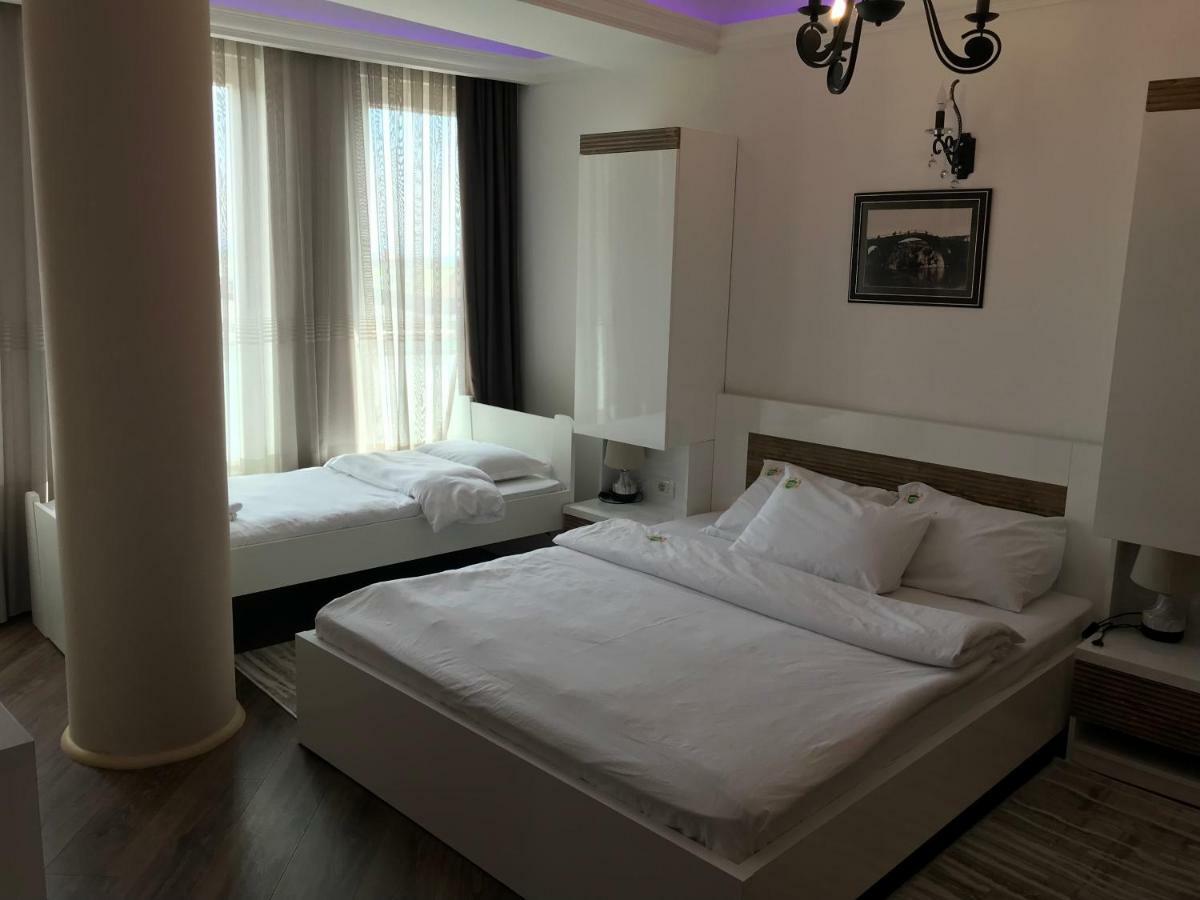 فندق Apollonia Gjakova المظهر الخارجي الصورة